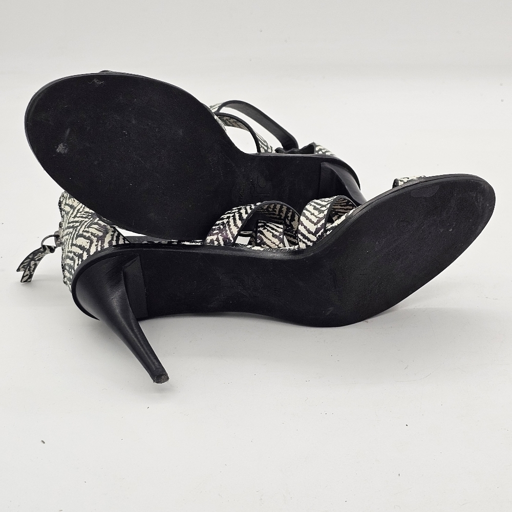Joe's Jeans Womens High Heels Strappy Ankle Zip Zebra Print Black/White Size 7.5 - Picture 13 of 13